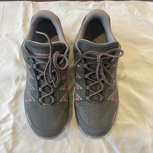 Lowa Hiking Shoes EUC